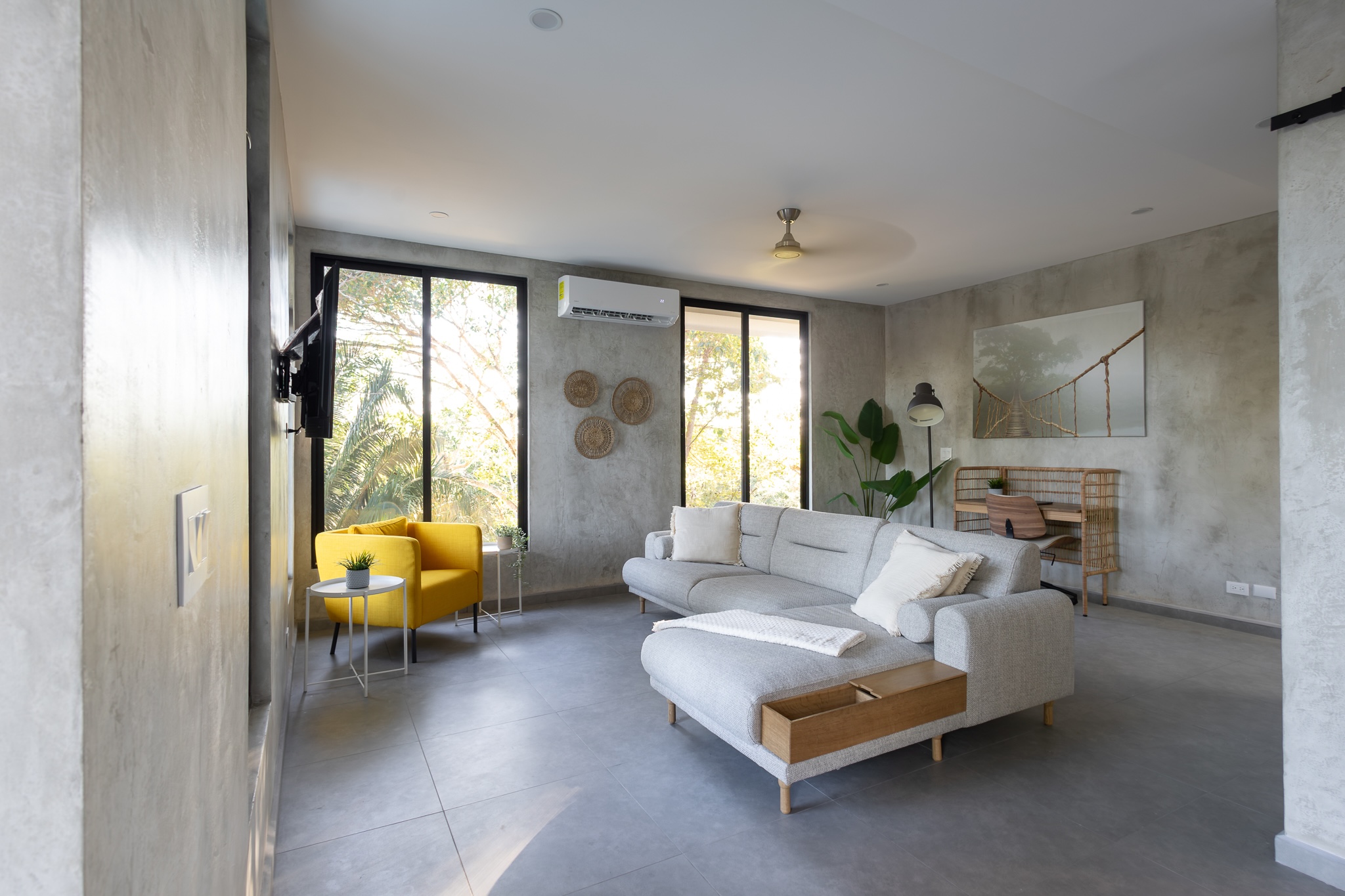 Hilltop Villa living room
